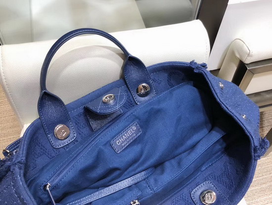 Chanel Large Shopping Bag in Blue Mixed Fibers and Goatskin A57167