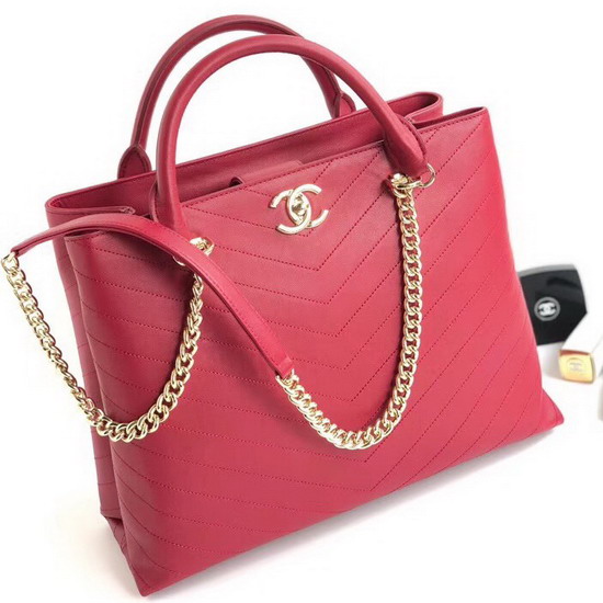 Chanel Large Shopping Bag in Red Chevron Calfskin A57553