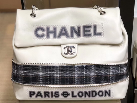 Chanel Large Shoulder Bag in Beige Calf Leather and Wool