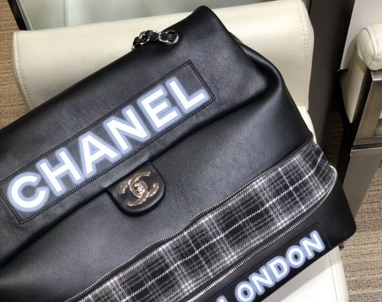 Chanel Large Shoulder Bag in Black Calf Leather and Wool