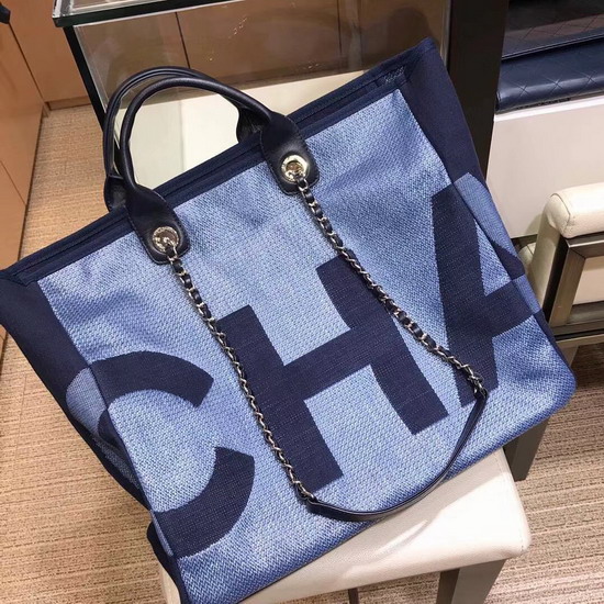 Chanel Large Tote in Blue Printed Fabric