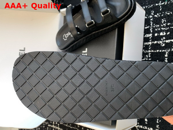 Chanel Leather Slide in Black Replica