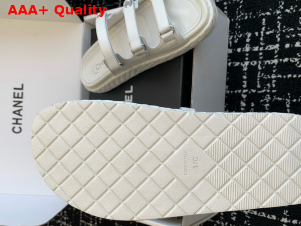 Chanel Leather Slide in White Replica