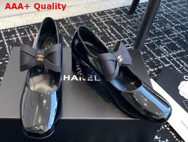 Chanel Mary Janes Black Patent Calfskin and Grosgrain G45356 Replica