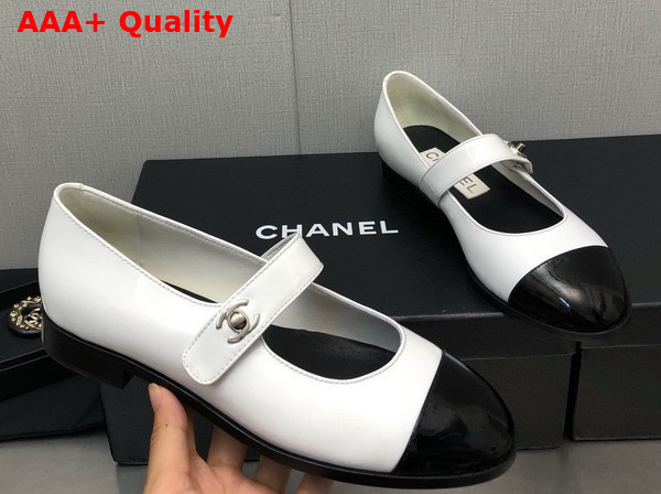 Chanel Mary Janes Calfskin and Patent Calfskin White and Black Ref G45280 Replica