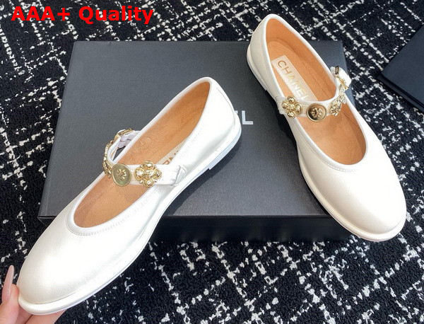 Chanel Mary Janes Lambskin White G45778 Replica