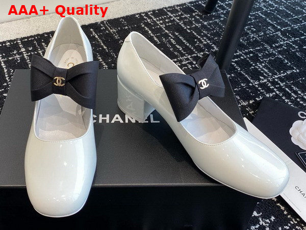 Chanel Mary Janes Patent Calfskin and Grosgrain White and Black G45356 Replica