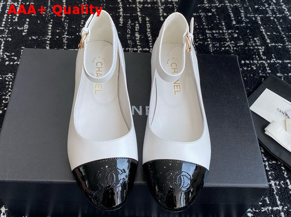 Chanel Mary Janes Pump in White Lambskin and Black Patent Calfskin Replica