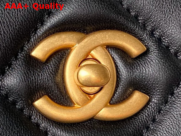 Chanel Maxi Hobo Bag in Black Lambskin AS4777 Replica