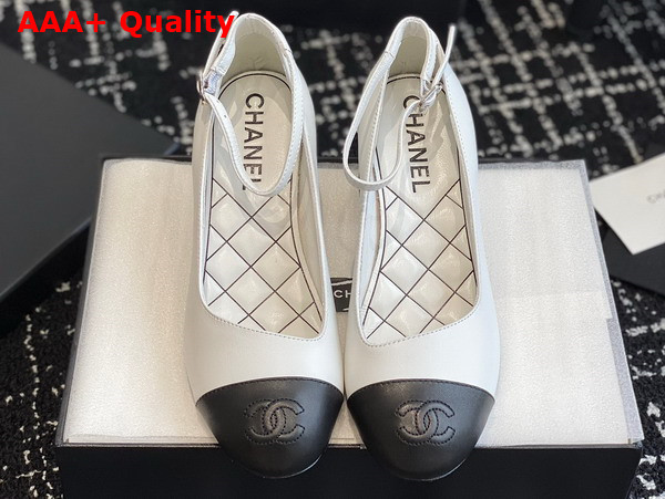 Chanel Mid Heel Pump in White and Black Lambskin Replica