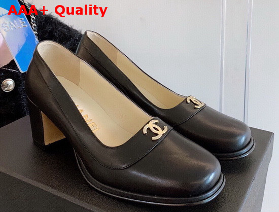 Chanel Mid Heel Pumps in Black Calfskin with CC Emblem Replica