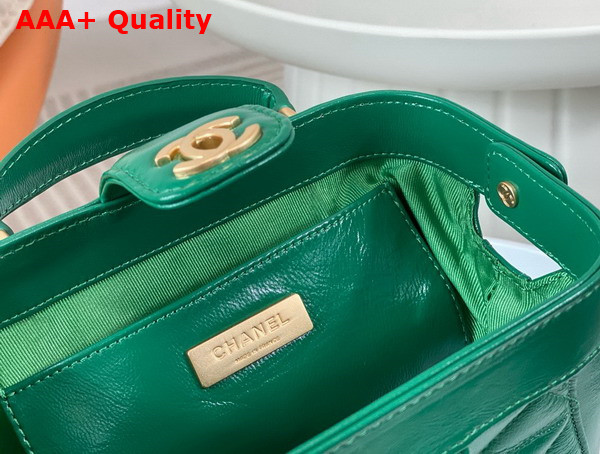 Chanel Mini Bag with Top Handle Green Shiny Lambskin Gold Tone Metal AS4958 Replica