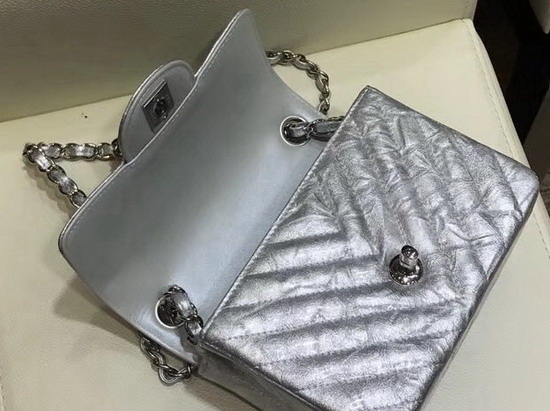 Chanel Mini Chevron Flap Bag in Silver