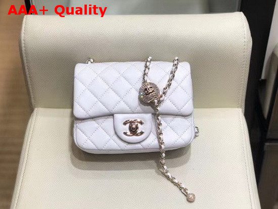 Chanel Mini Flap Bag Lambskin Gold Tone Metal White AS1786 Replica