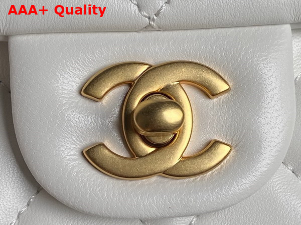 Chanel Mini Flap Bag White Shiny Lambskin Imitation Pearls Gold Tone Metal AS4947 Replica