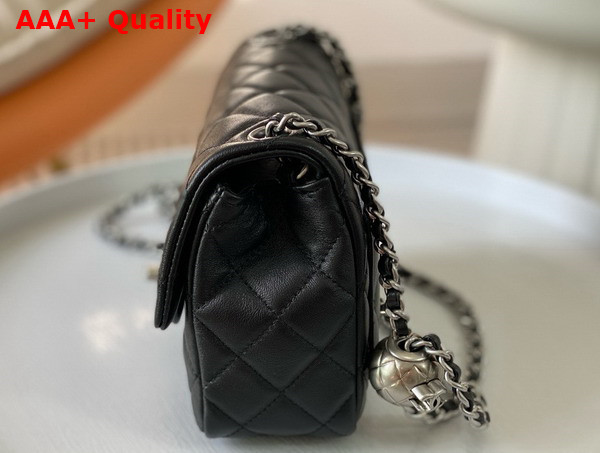 Chanel Mini Flap Bag in Black Lambskin AS1786 Replica