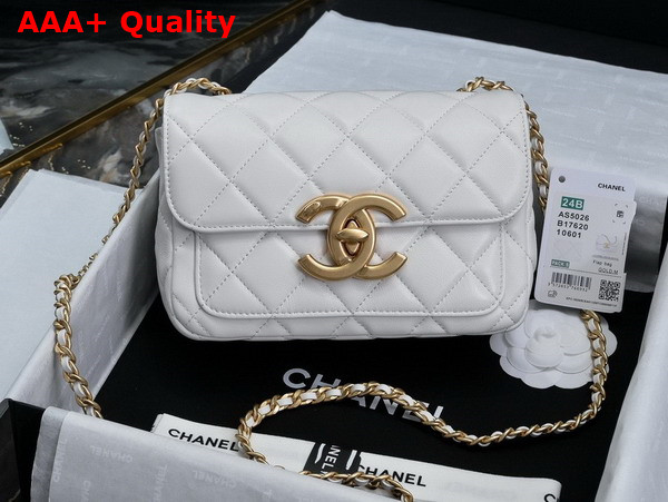 Chanel Mini Flap Bag in White Shiny Lambskin Gold Tone Metal AS5026 Replica