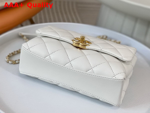 Chanel Mini Flap Bag with Top Handle White Shiny Lambskin Imitation Pearls Gold Tone Metal AS5001 Replica