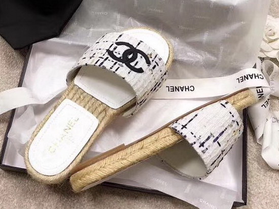 Chanel Mules Tweed and Grosgrain White Beige and Black G34067