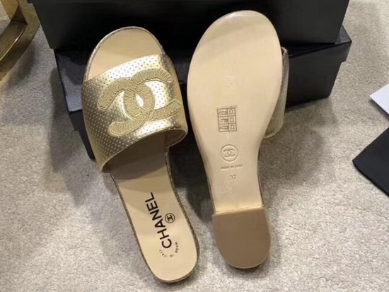 Chanel Mules in Gold Dotted Metallic Calfskin G34067