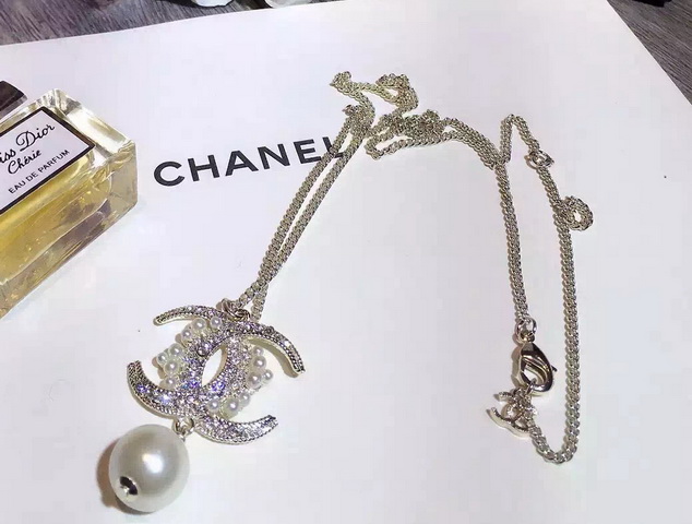 Chanel Necklace 002 for Sale