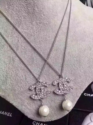 Chanel Necklace 006 for Sale