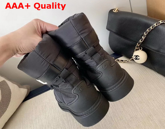 Chanel Puffer Snow Boots in Black Quilted Nylon Replica