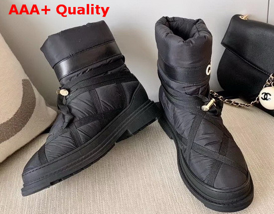 Chanel Puffer Snow Boots in Black Quilted Nylon Replica