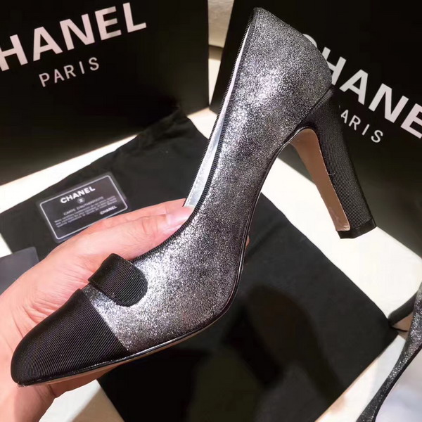 Chanel Pumps Metallic Calfskin and Grosgrain Antique Silver and Black For Sale