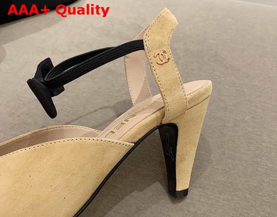 Chanel Pumps Suede Calfskin and Grosgrain Beige and Black G36360 Replica