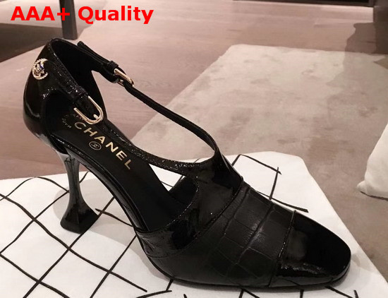 Chanel Pumps in Black Patent Calfskin and Croc Embossed Calfskin Replica