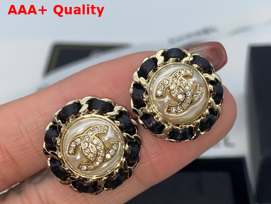 Chanel Round Earring in Gold Replica