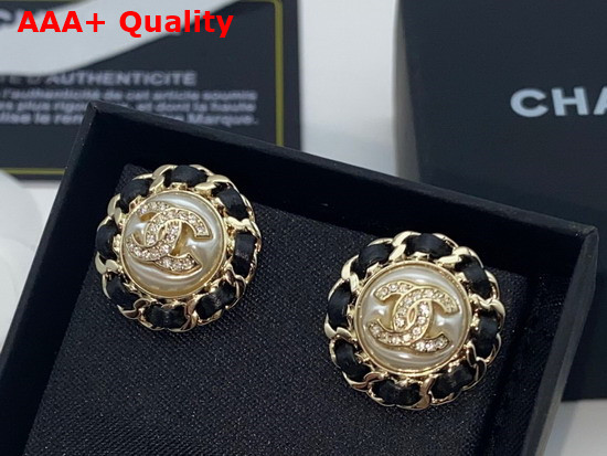 Chanel Round Earring in Gold Replica