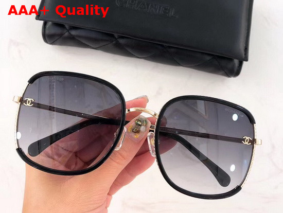 Chanel Round Sunglasses in Blue Metal and Acetate Replica