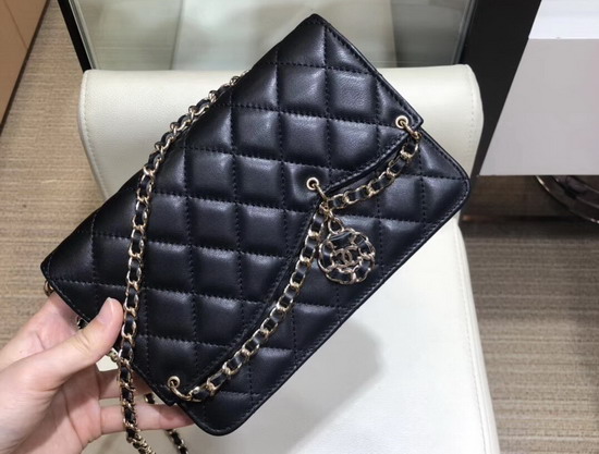 Chanel Saddle Wallet On Chain Black Lambskin and Gold Metal AP0278