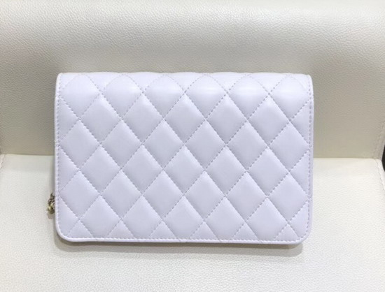 Chanel Saddle Wallet On Chain White Lambskin and Gold Metal AP0278