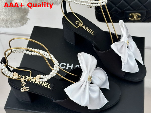 Chanel Sandals Silk and Imitation Pearls Black and White G45813 Replica