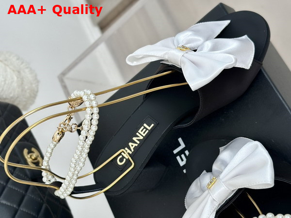 Chanel Sandals Silk and Imitation Pearls Black and White G45813 Replica