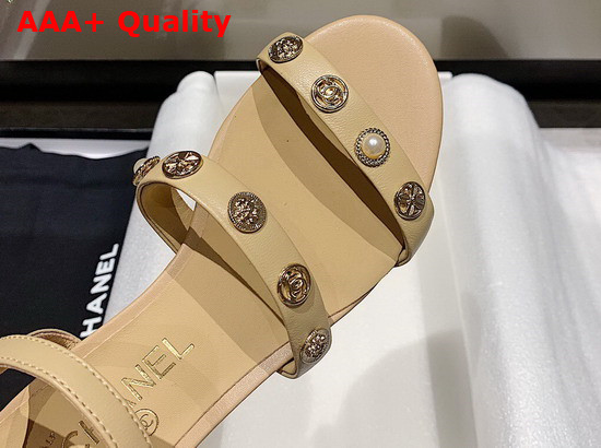 Chanel Sandals in Beige Lambskin with Jewelry Replica