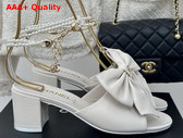 Chanel Sandals in White Lambskin and Imitation Pearls G45813 Replica