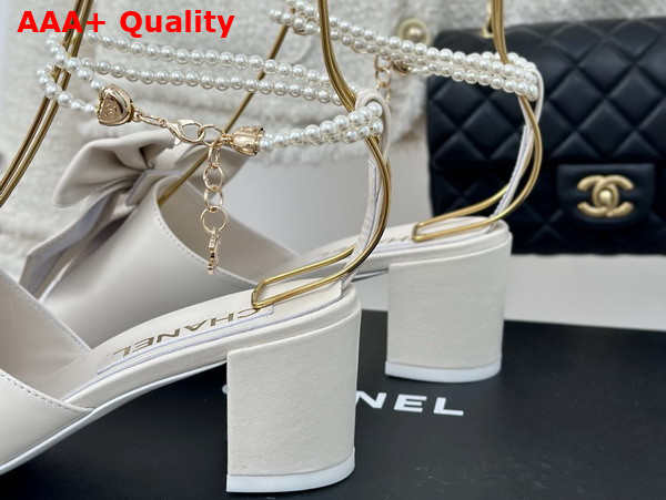 Chanel Sandals in White Lambskin and Imitation Pearls G45813 Replica