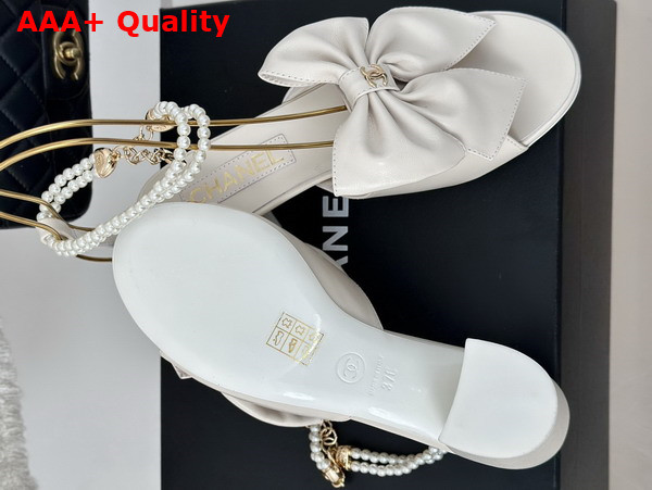 Chanel Sandals in White Lambskin and Imitation Pearls G45813 Replica