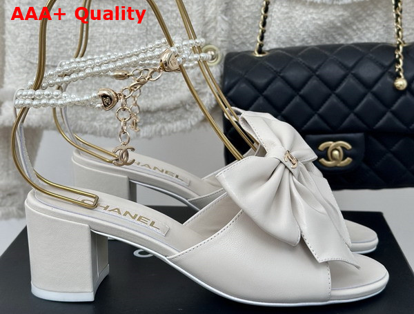 Chanel Sandals in White Lambskin and Imitation Pearls G45813 Replica