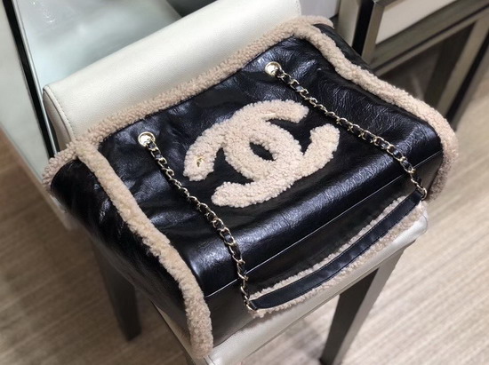 Chanel Shopping Bag Shiny Crumpled Sheepskin Shearling Sheepskin and Gold Tone Metal Black and Beige AS1167