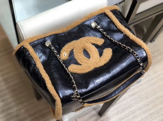 Chanel Shopping Bag Shiny Crumpled Sheepskin Shearling Sheepskin and Gold Tone Metal Black and Brown AS1167