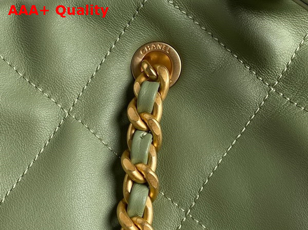 Chanel Shopping Bag in Green Shiny Lambskin Gold Tone Metal AS5315 Replica