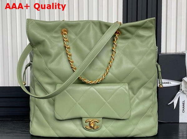 Chanel Shopping Bag in Green Shiny Lambskin Gold Tone Metal AS5315 Replica