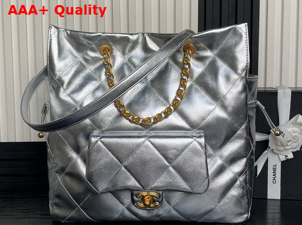 Chanel Shopping Bag in Silver Shiny Lambskin Gold Tone Metal AS5315 Replica