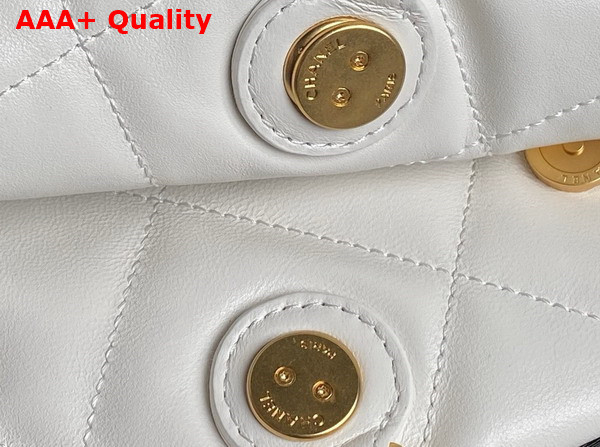 Chanel Shopping Bag in White Shiny Lambskin Gold Tone Metal AS5315 Replica