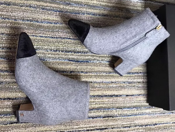 Chanel Short Boot Light Grey Tweed and Black Grosgrain 65mm Heel For Sale